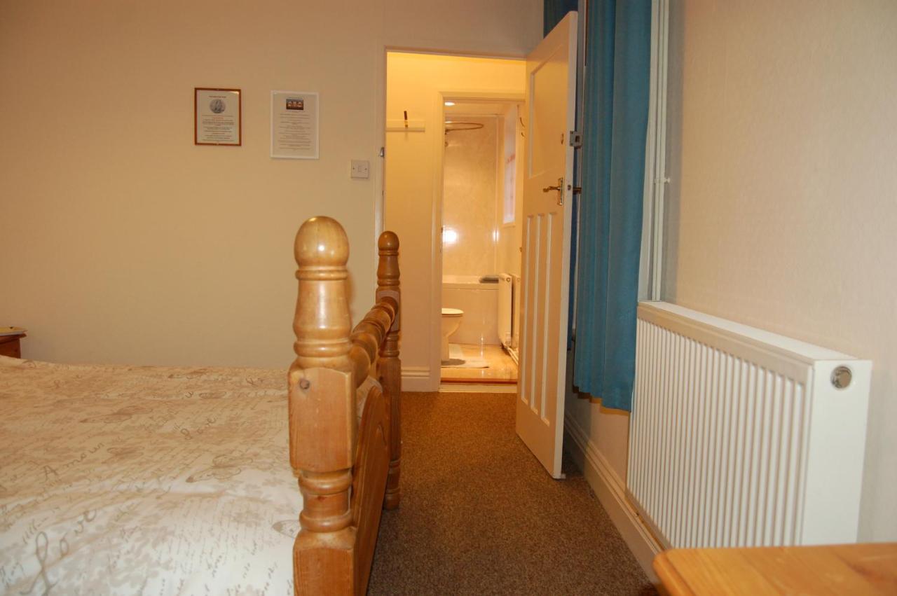 Trevarner Guest House แฟร์อัม ภายนอก รูปภาพ